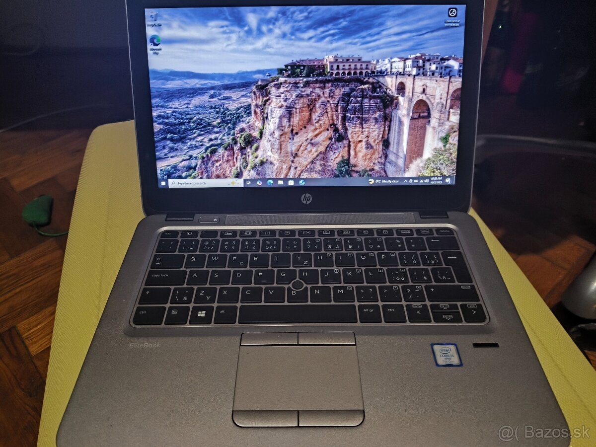 HP ProBook 820 G4