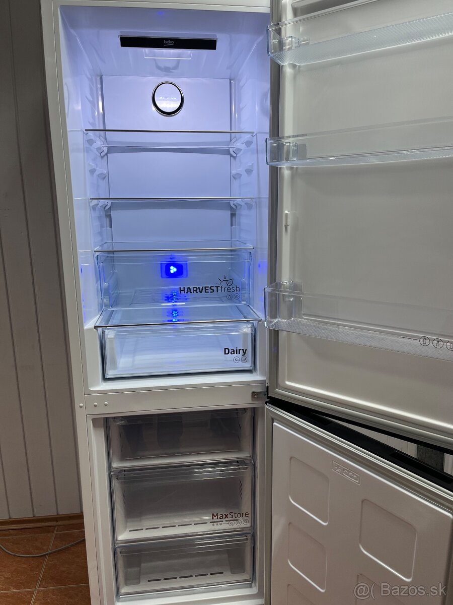 Kombinovaná chladnička