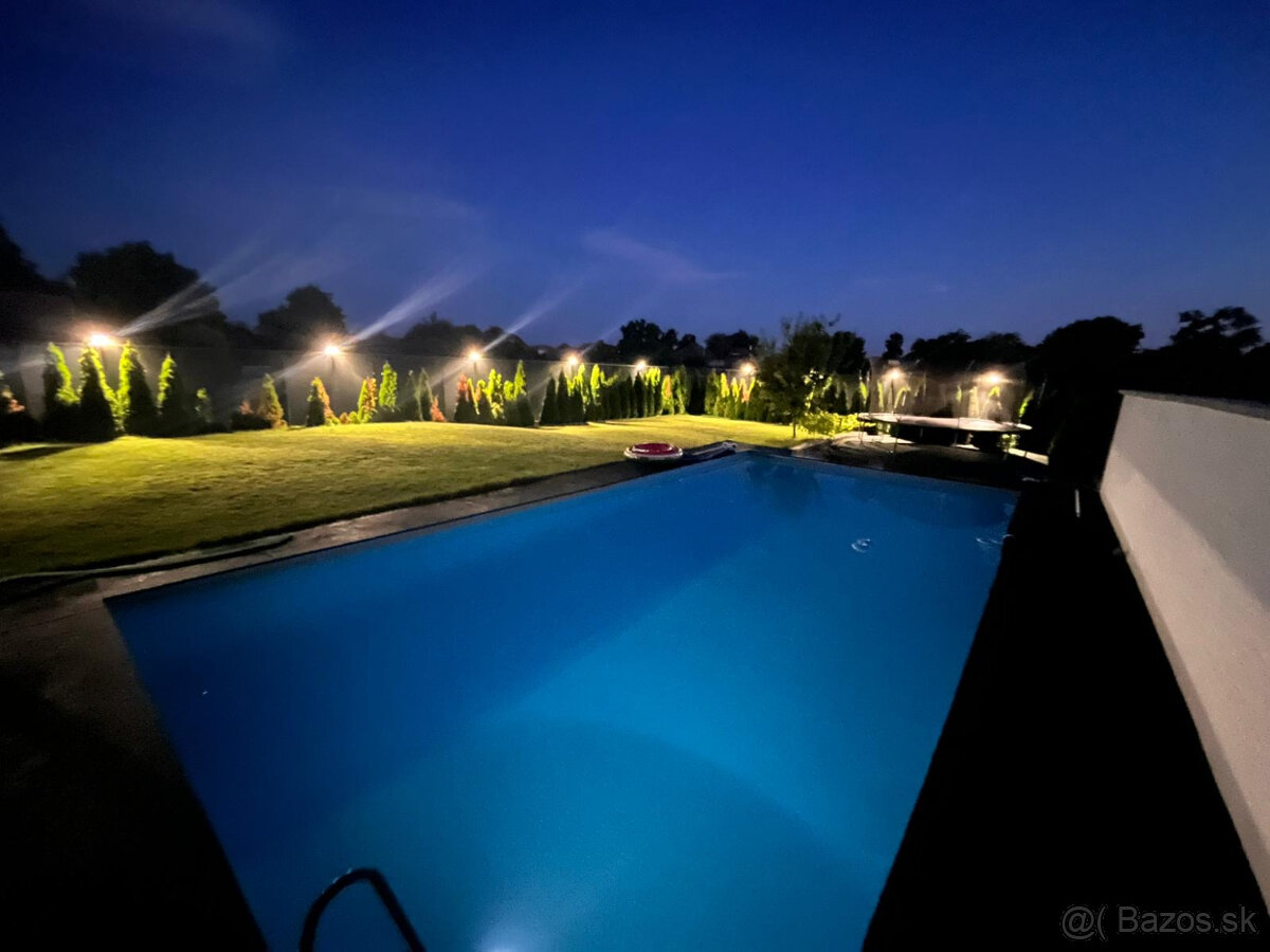 Kompletne zrekonštruovaný rodinný dom s bazénom
