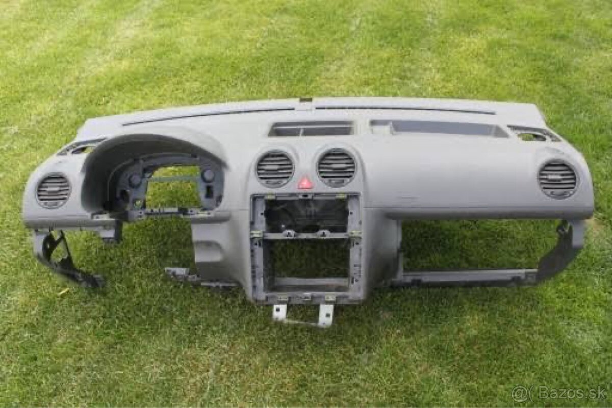 Palubná doska volkswagen Caddy 2004-2014