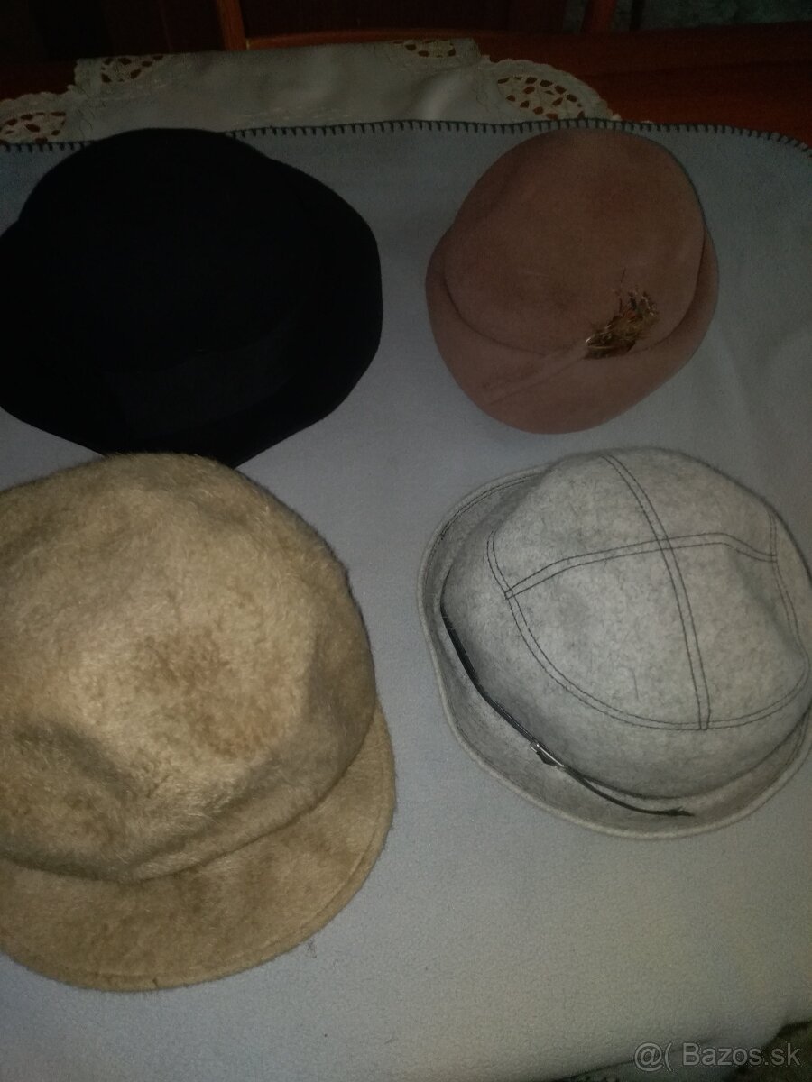 Kozusinove ciapky a klobuky