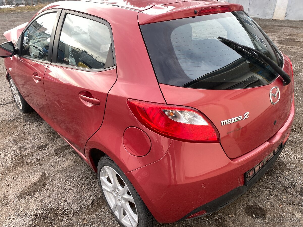 Rozpredam na diely Mazda 2 2007-2014
