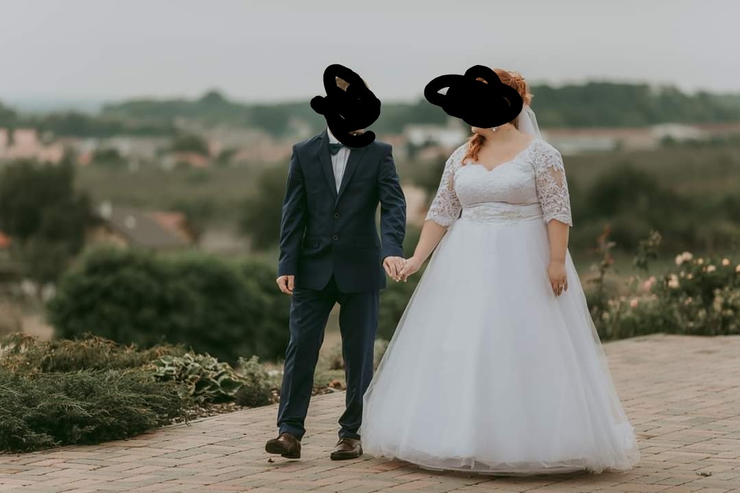 Snehobiele svadobné šaty