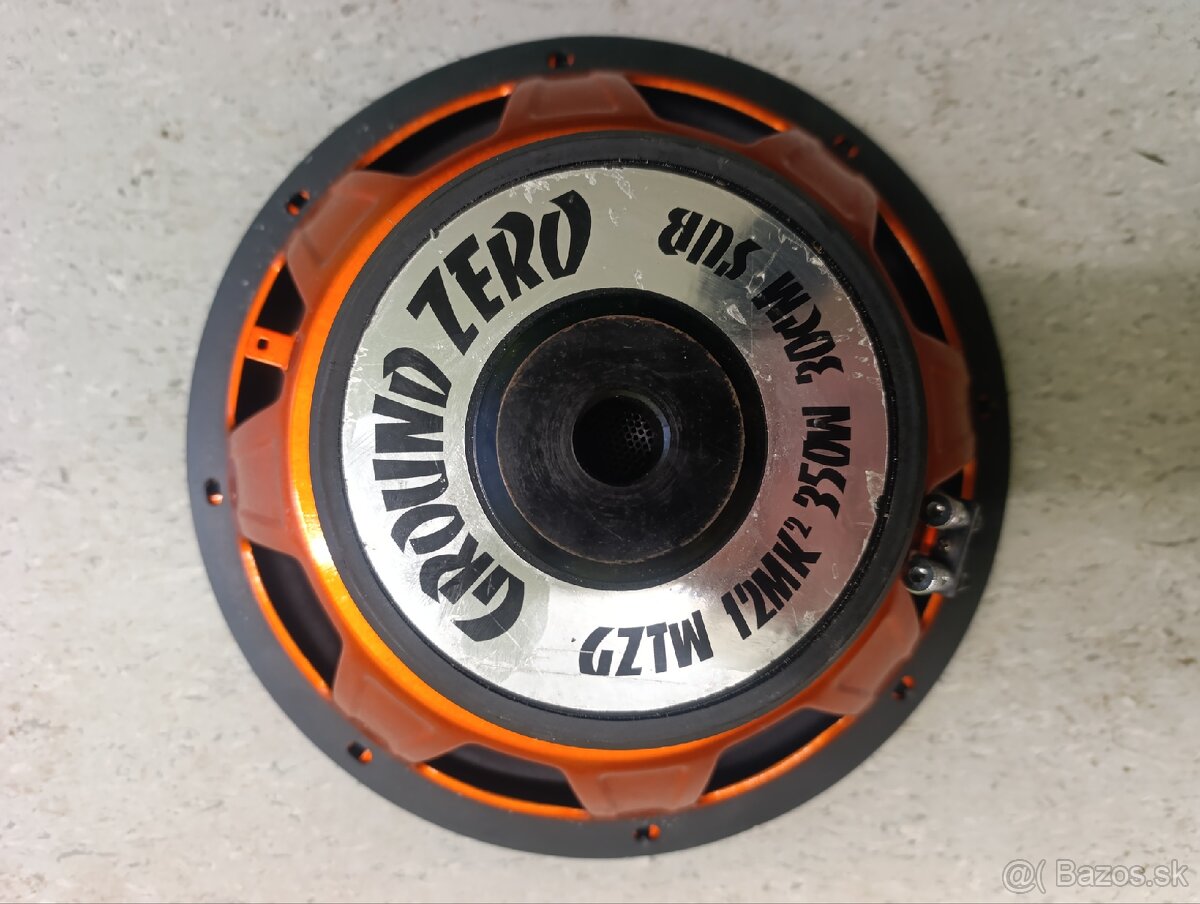 Subwoofer a zosilňovač