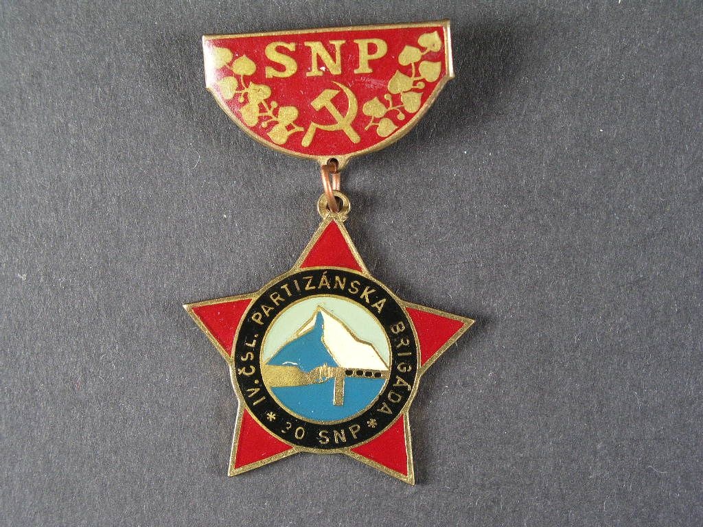 Odznak 4csl part. Brigáda.SNP.Kriváň.