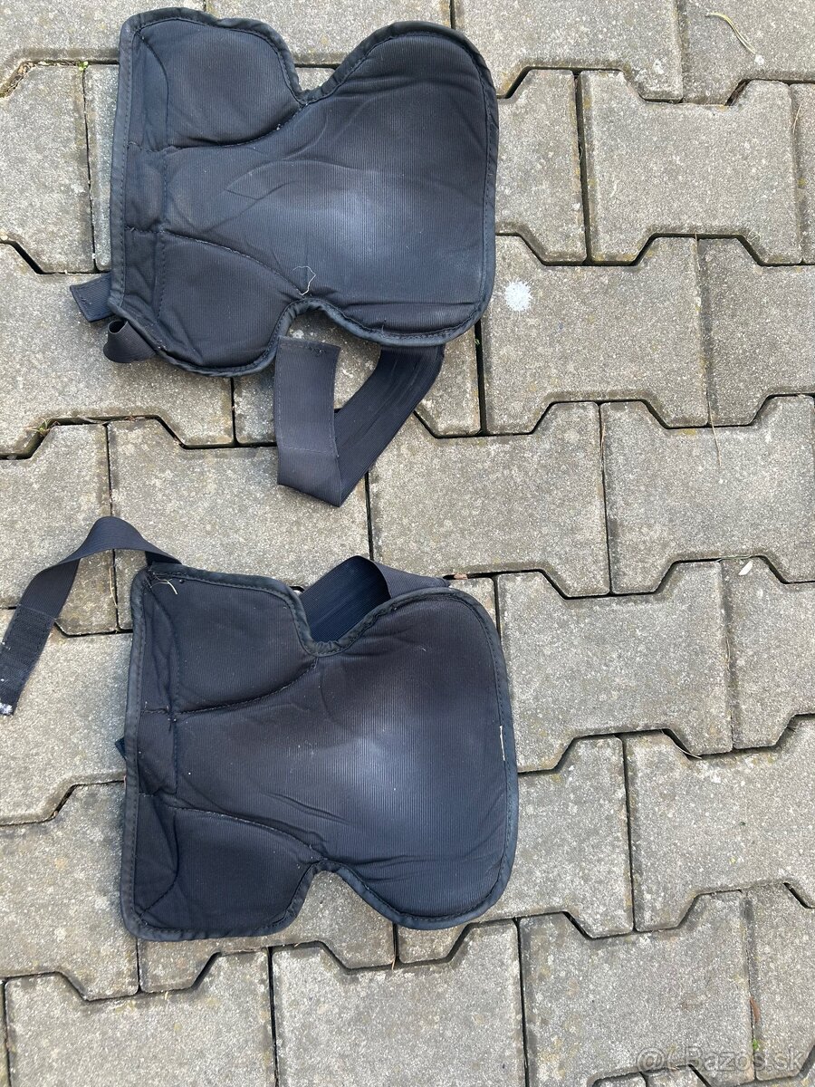 Brankarske kolenacky VHV