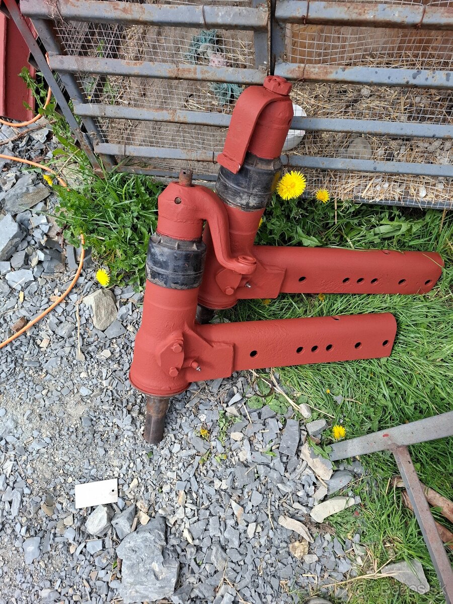 Zetor predna naprava