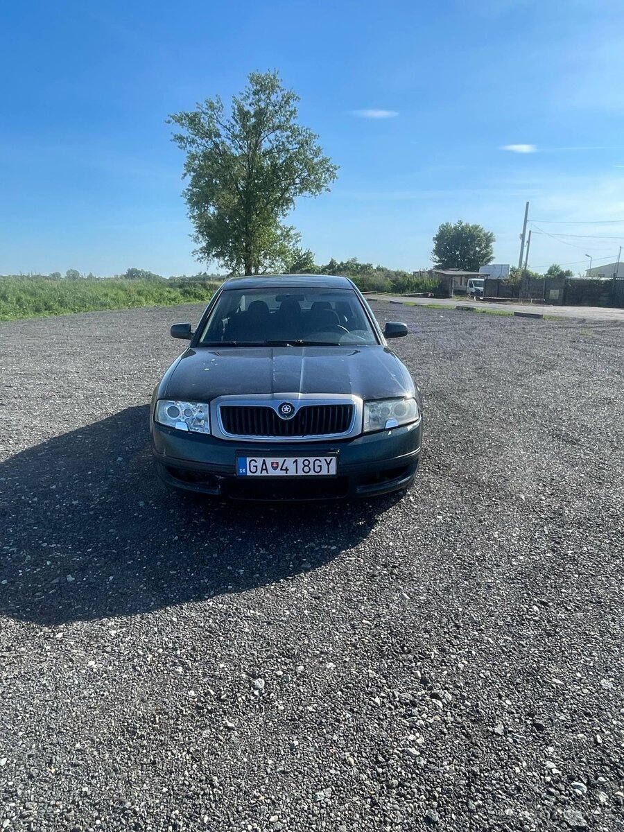 Skoda Superb 1