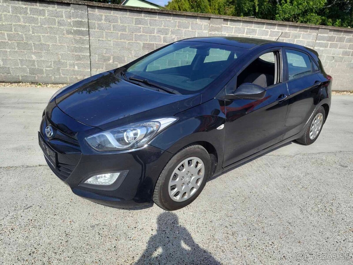 Hyundai I30, 1,4 benzin