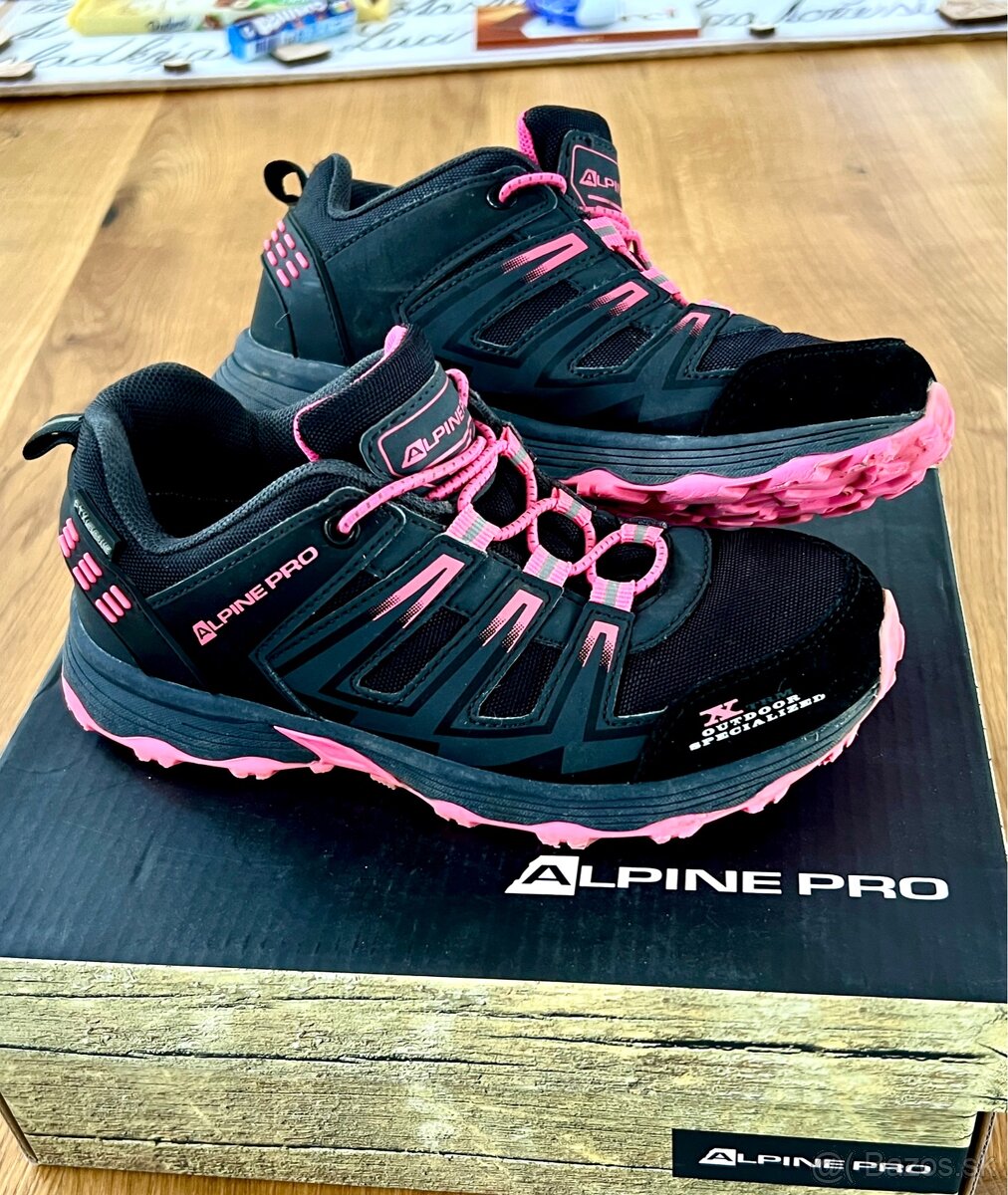 Turisticke topanky Alpine Pro veľkosť 32 s PTX membranou
