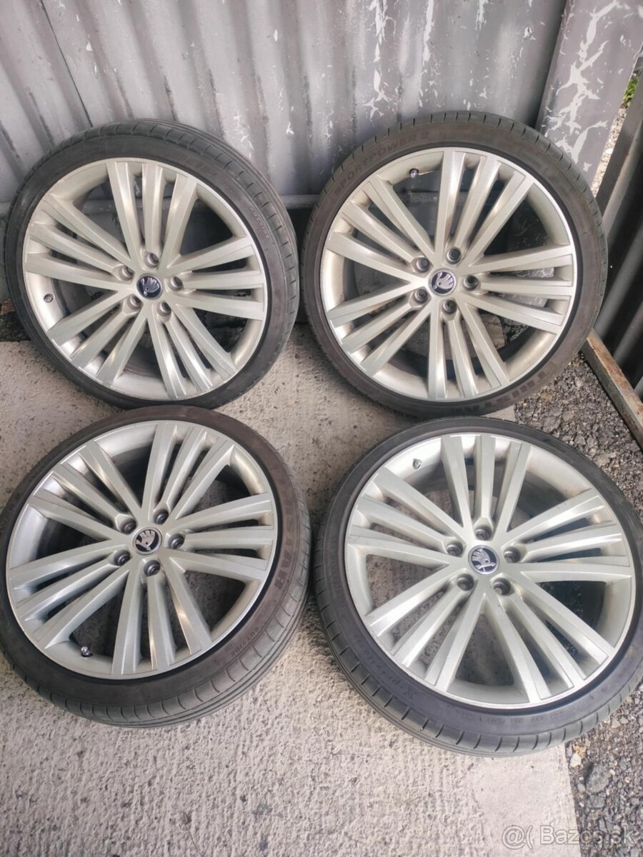 4ks alu disky orig. Škoda 5x112 R19 PNEU 225/35 ZR19 5mm