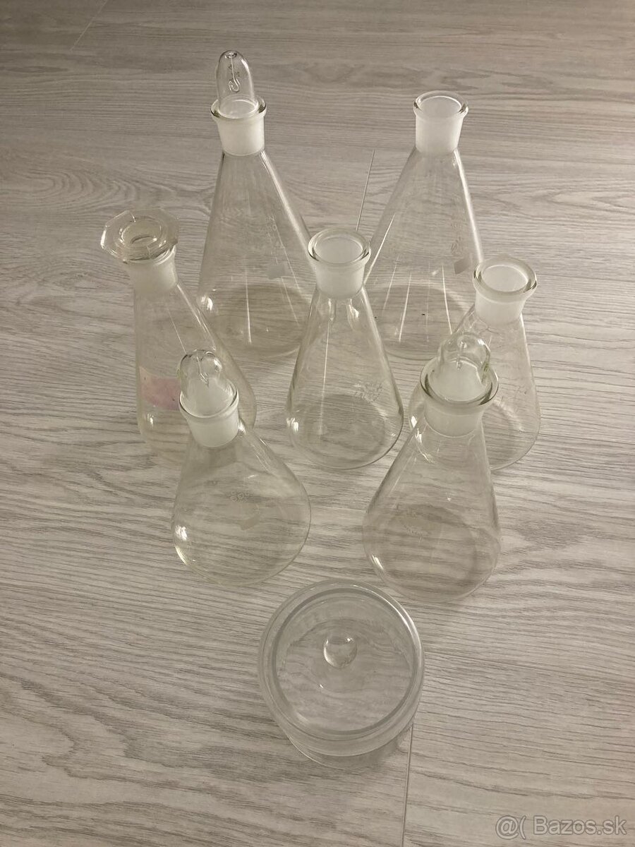 Laboratórne sklo - banky 500 ml