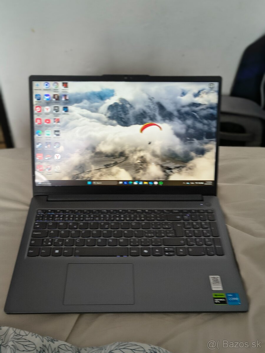 Predam Lenovo LOQ Essential 15IAX9E