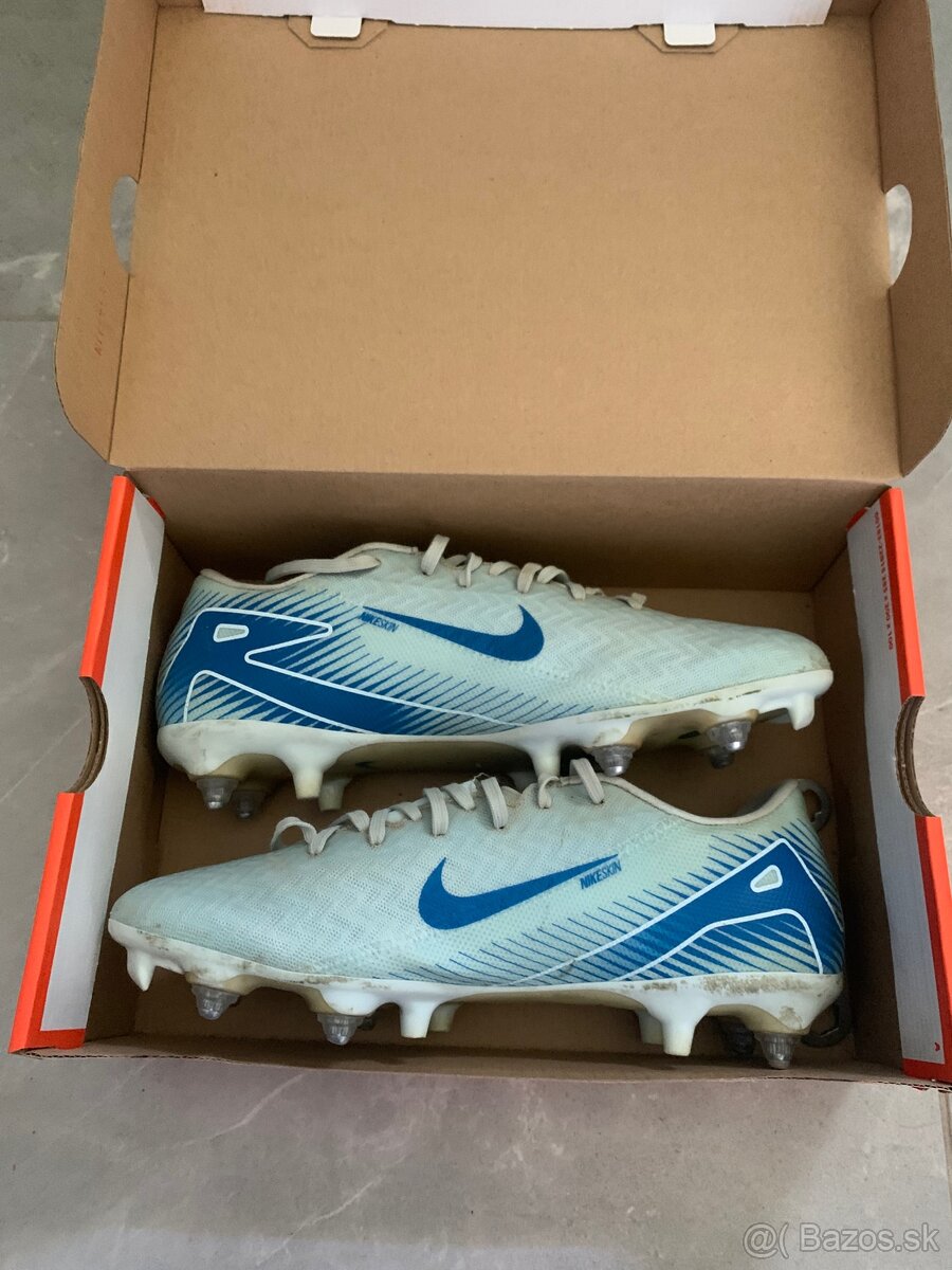 ZOOM MERCURIAL VAPOR 16 ACAD SG-PRO AC