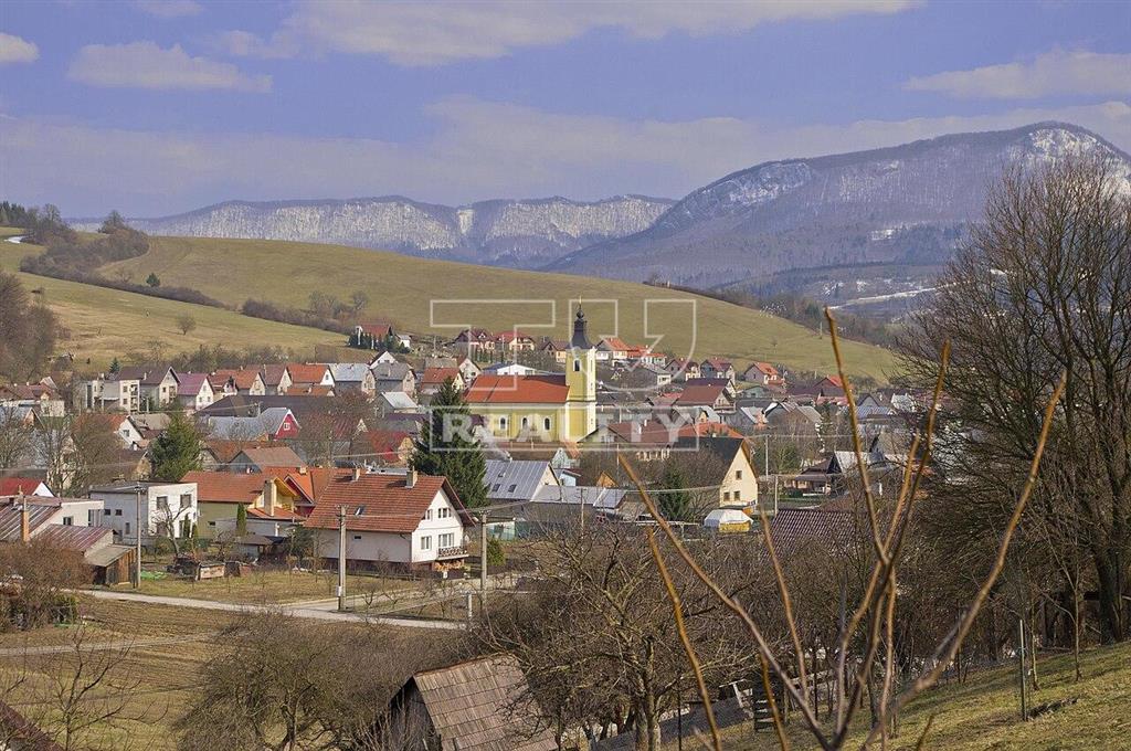 Pripravujeme do ponuky- Stavebný pozemok v obci Jasenica...