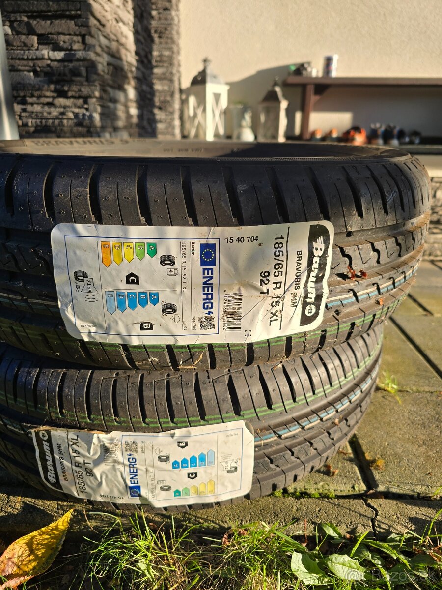 Barum bravuris 185/65 R15XL leto+ zima MP93 Nordicca