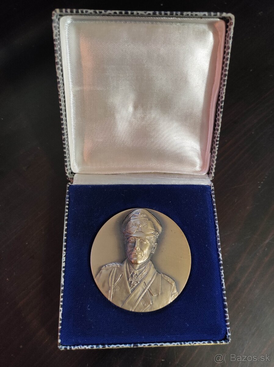 Stará nemecká vojenská medaila,plaketa Rommel