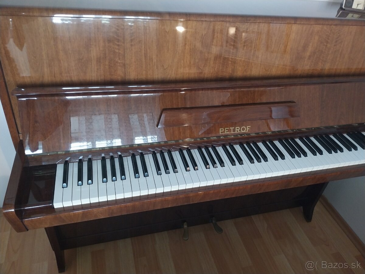Predám klavír PETROF