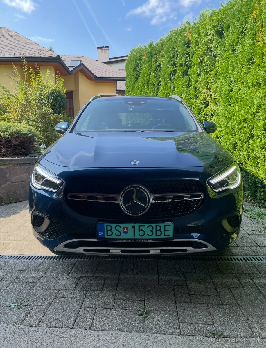 Mercedes GLA  250e