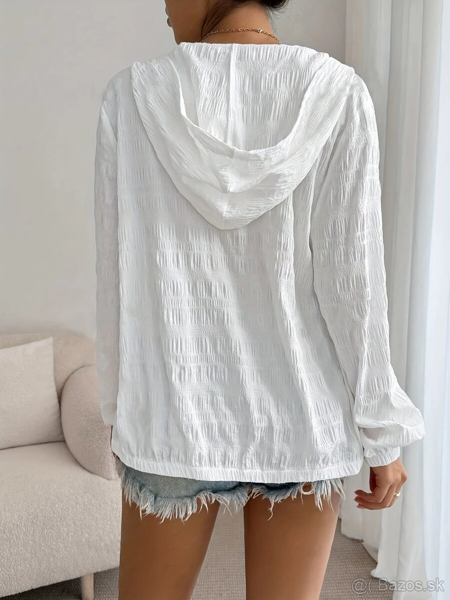 Dámska Ľahká Biela Bunda s Kapucňou č.L