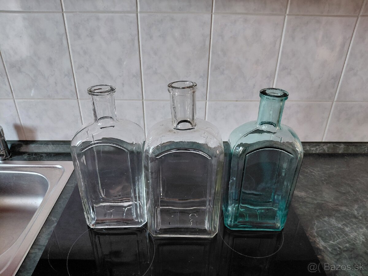 Stara flaša flaše okienkova