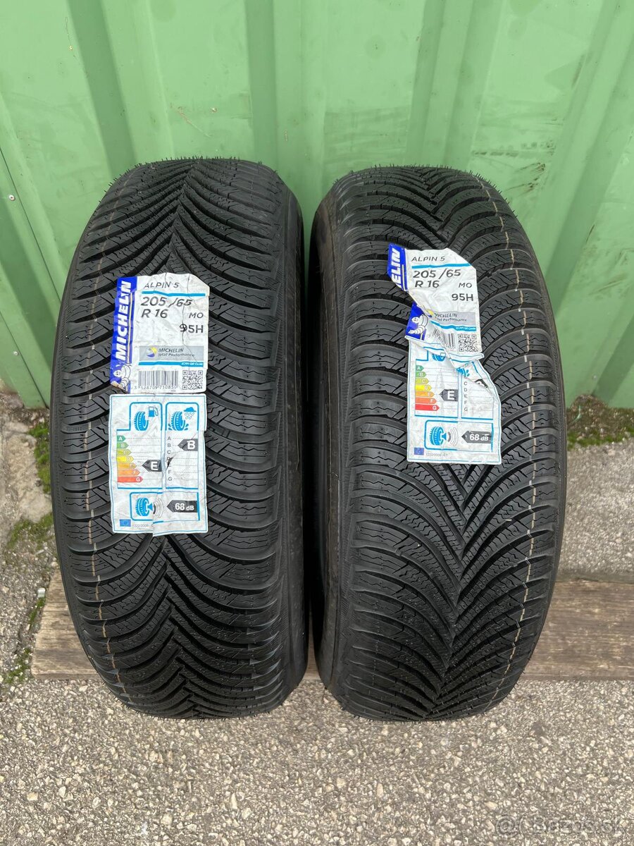 Zimné pneumatiky Michelin 205/65R16