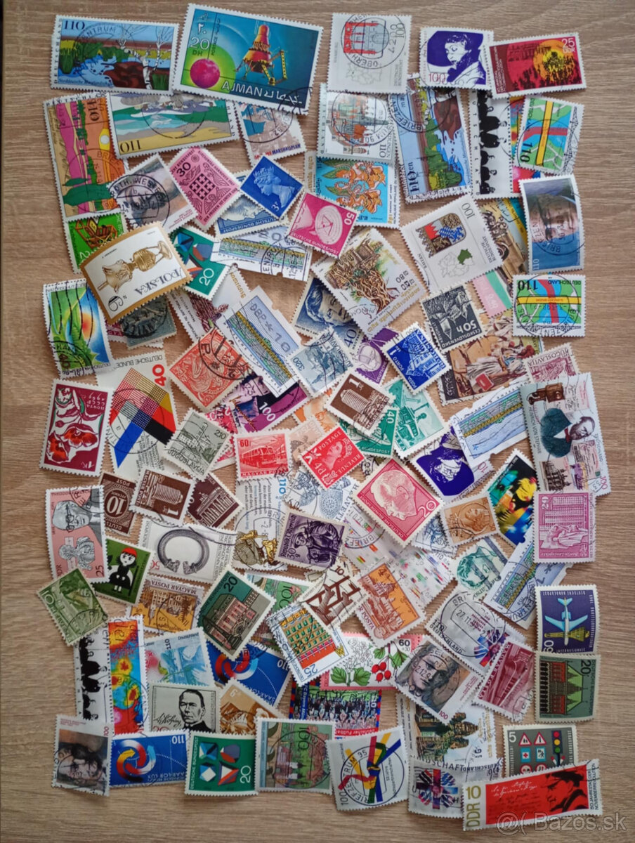 Predám balík poštových známok 1000 ks. č 3