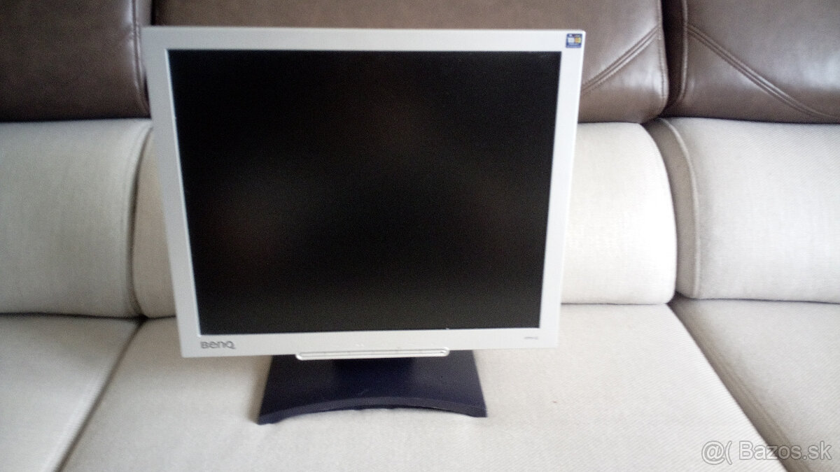 monitor BENQ 19" palcový štvorec VGI, DVI
