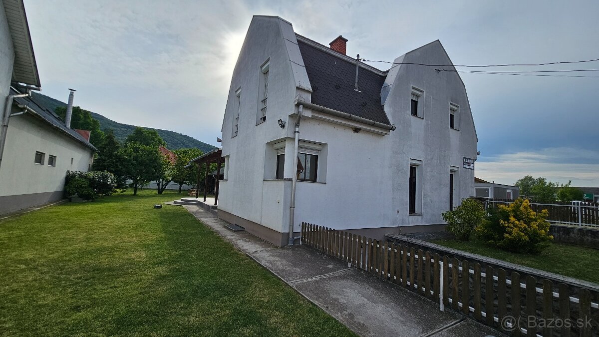 Sátoraljaújhely - Slovenské Nové Mesto - veľký RD s podnikan