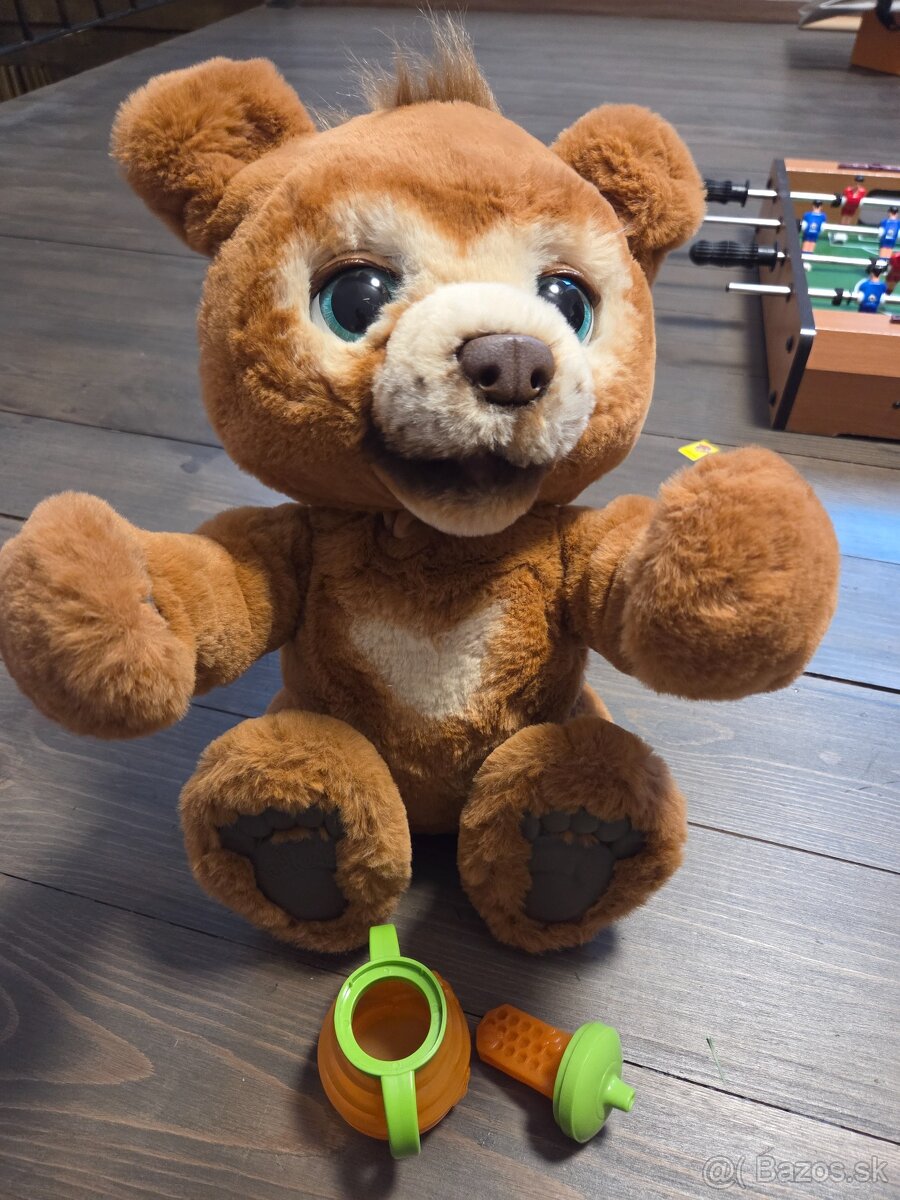 Interaktívny macko Cubby Hasbro