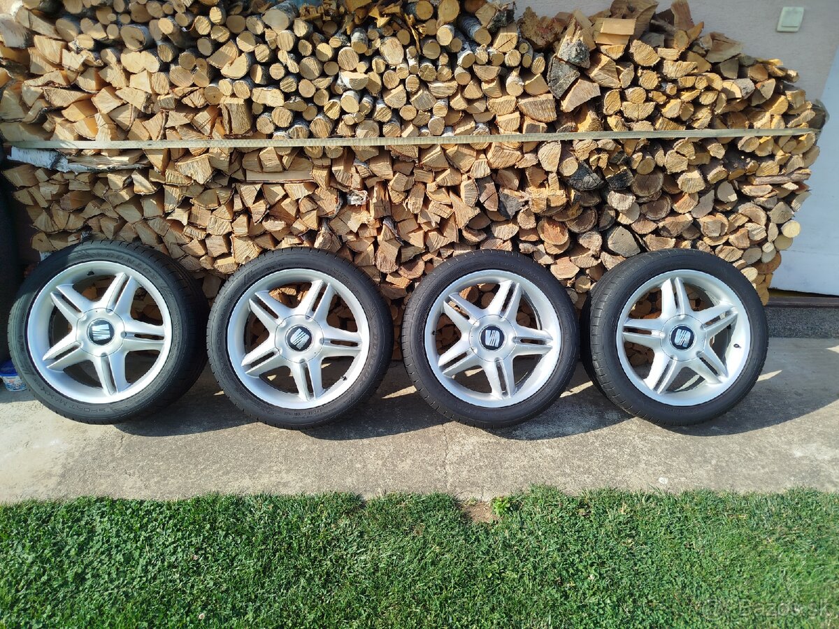 5x100 R17 Seat top šport