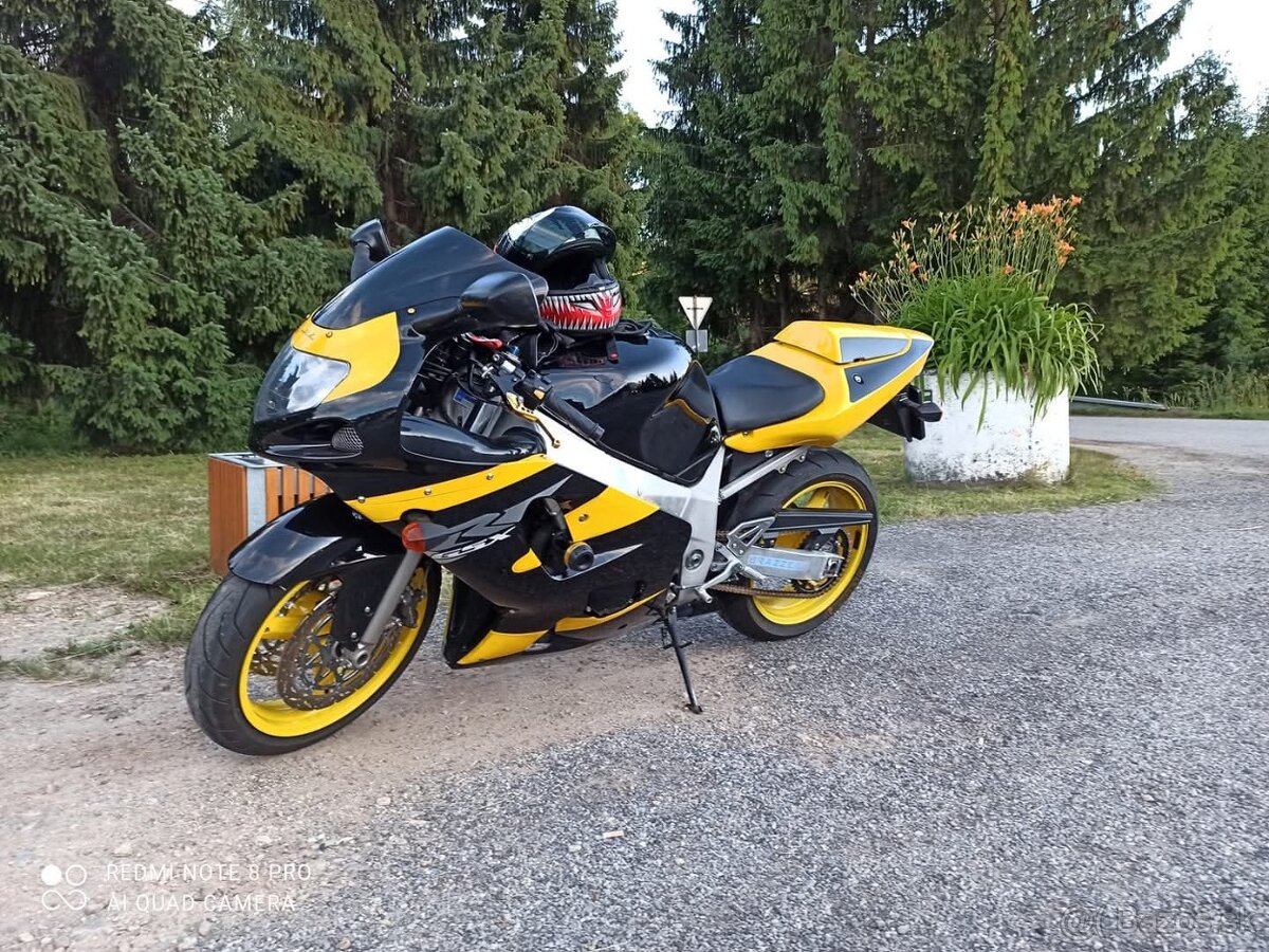 Suzuki GSXR 600