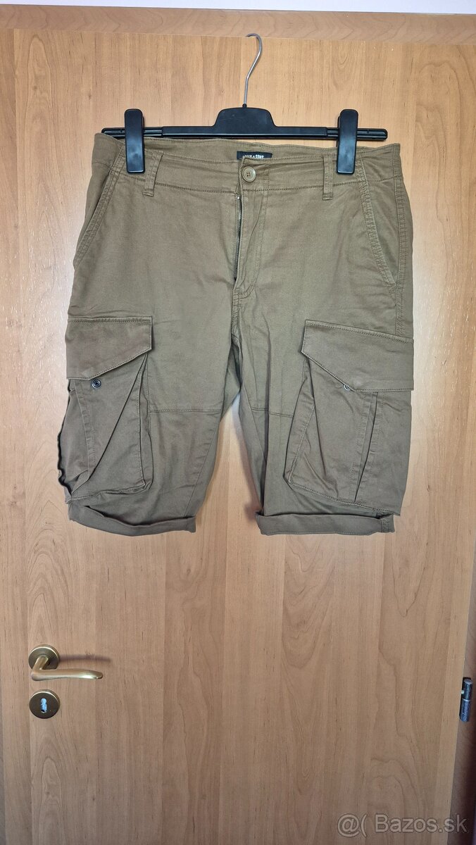 Krátke nohavice Only veľ.32