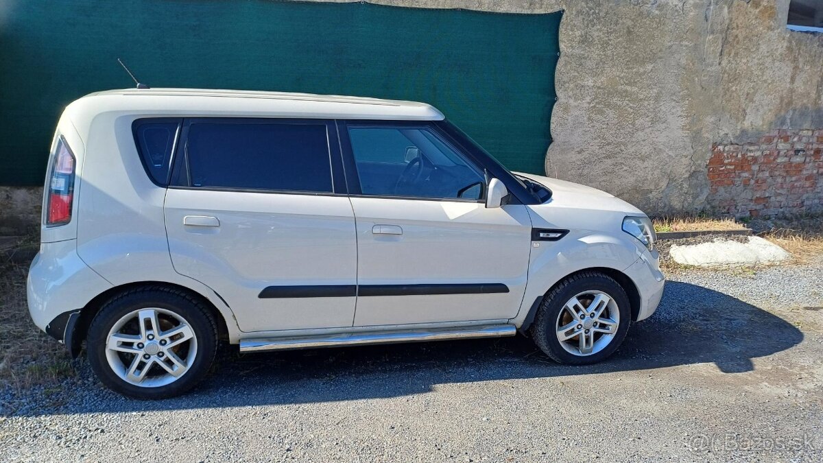 KIA SOUL 1,6 nafta, R.V 2010, prvý majiteľ