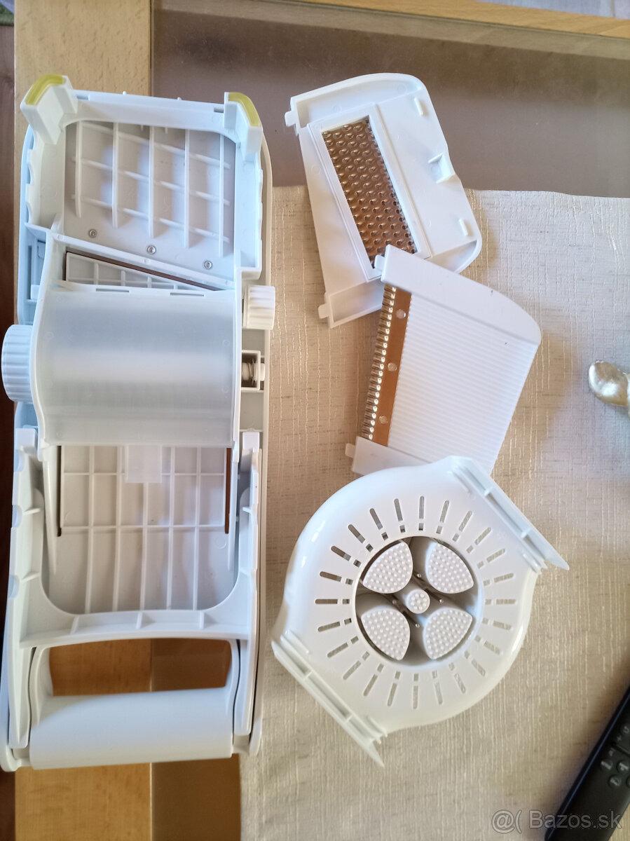 Predám nový ručný krájač na zeleninu