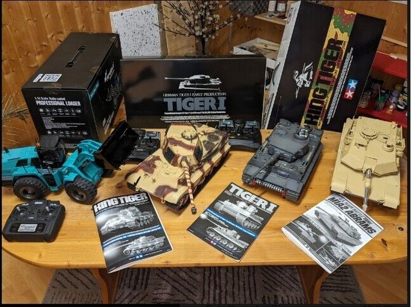 modelárstvo 3 tanky Tamiya + nakladač Amewi, použité