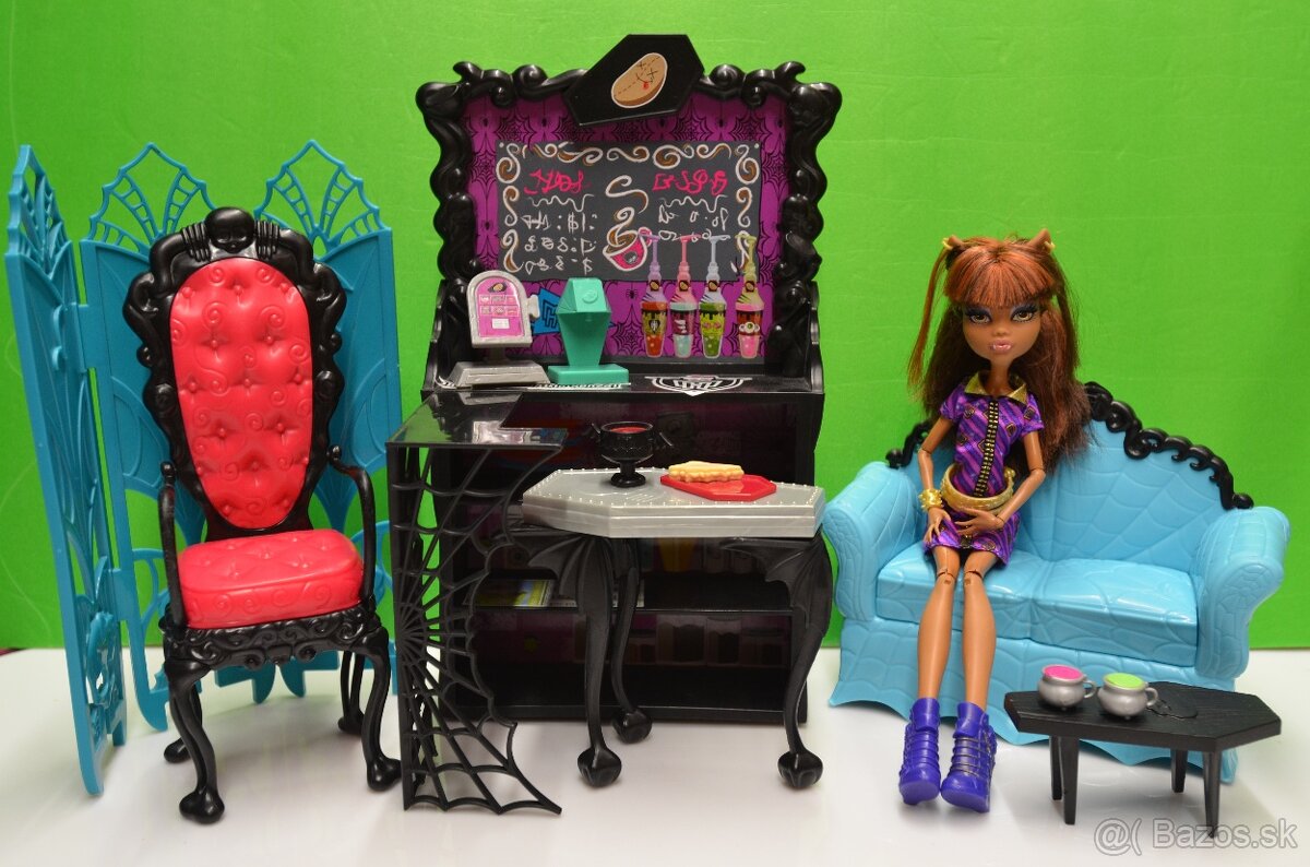 Monster High kaviareň + bábika Clawdeen Wolf