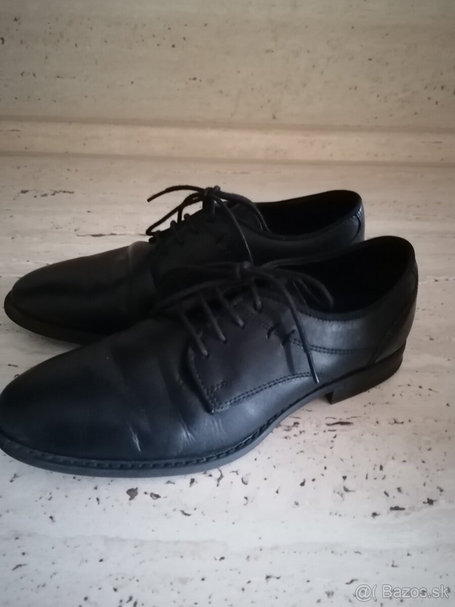 Chlapčenská spoločenská obuv