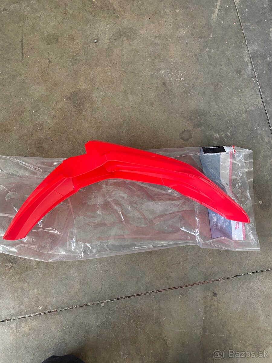 Predný blatník honda cr 125 (Scrubdesignz 02-07 )