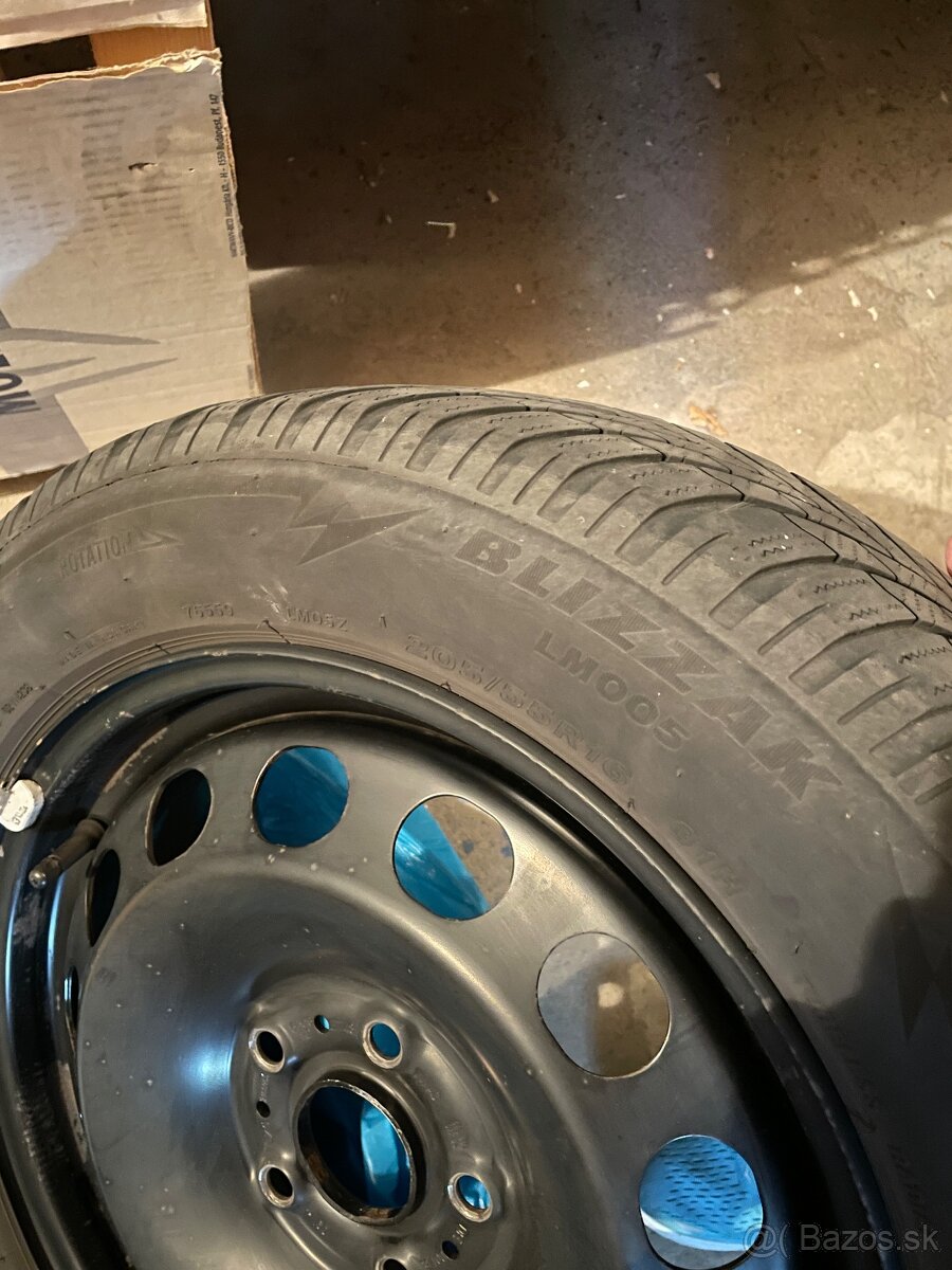 Zimné kolesá R16 (plechové disky + pneumatiky Bridgestone)