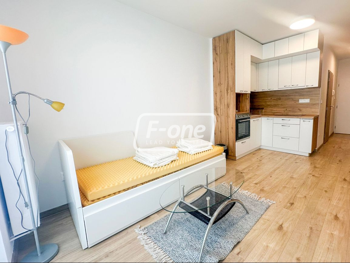 Prenájom | Moderná garsónka so zariadením a balkónom, KNM