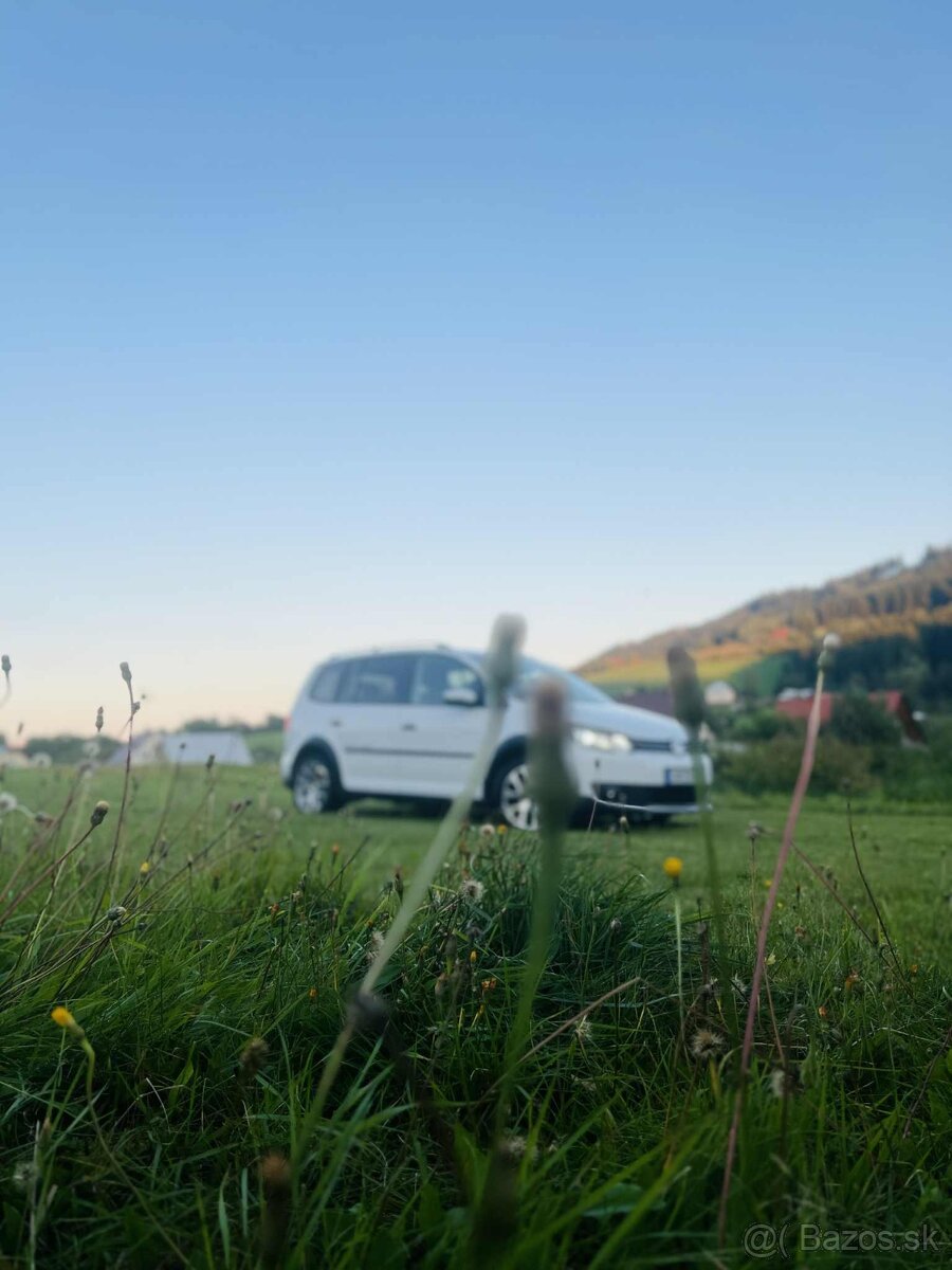 Volkswagen Touran Cross 2.0 TDI 130kw Dsg