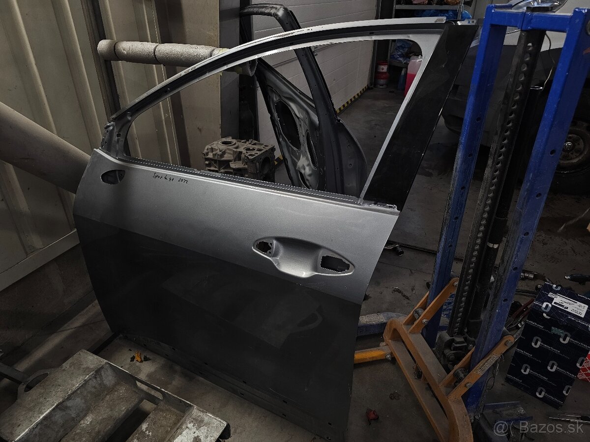 Kia sportage V 2021+ dvere, naraznik svetlo zrkadlo sklo