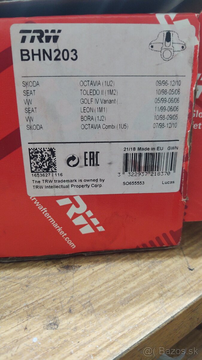 Zadný brzdový strmeň Octavia Mk1