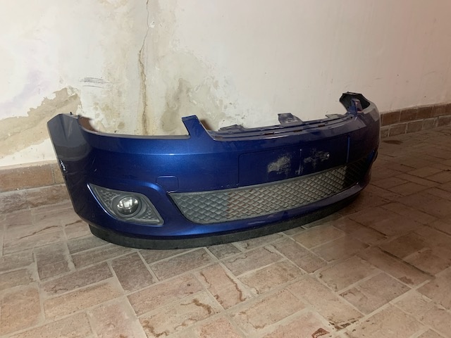 FORD FIESTA PREDNY NARAZNIK MK5