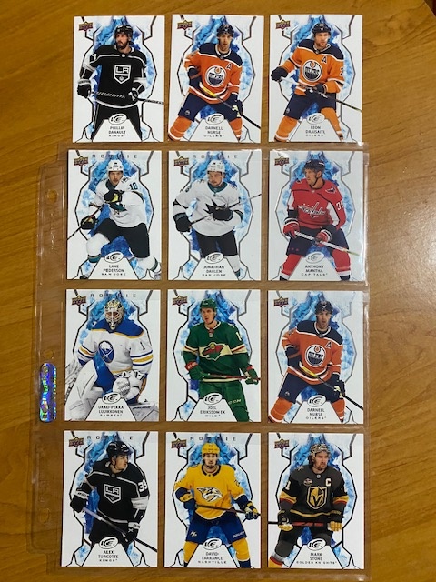 Hokejové kartičky NHL ICE