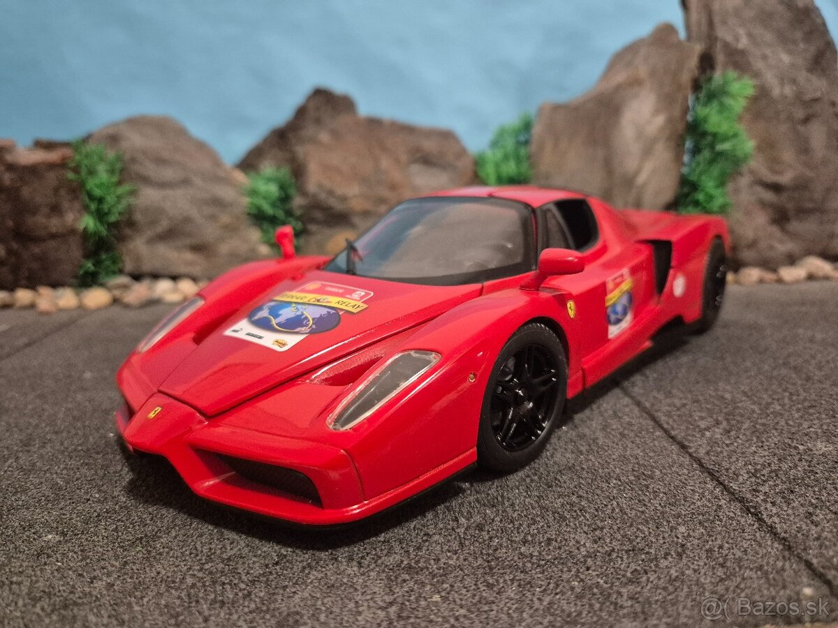 Prodám model 1:18 Ferrari Enzo