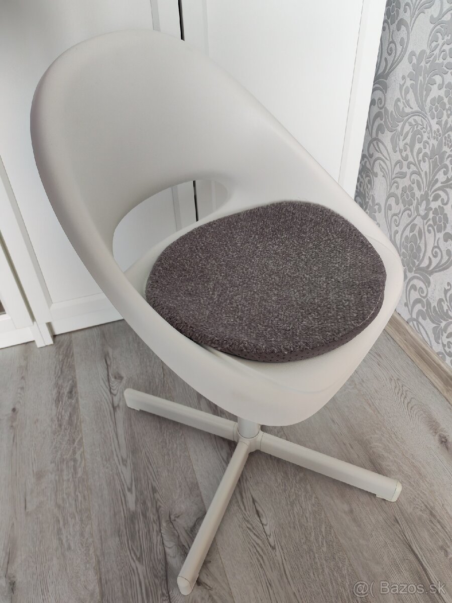 Predáme detskú stoličku z IKEA