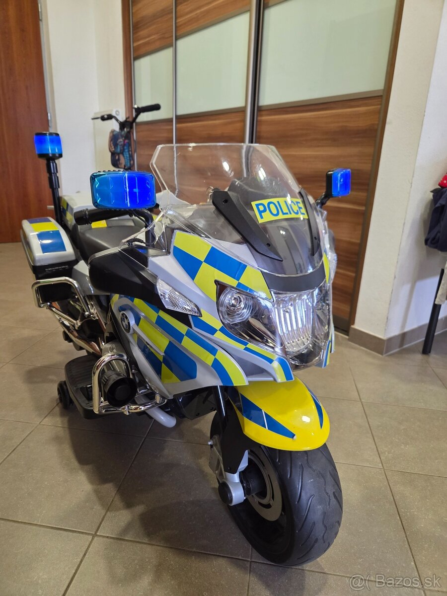 Motorka BMW policajna - elektro