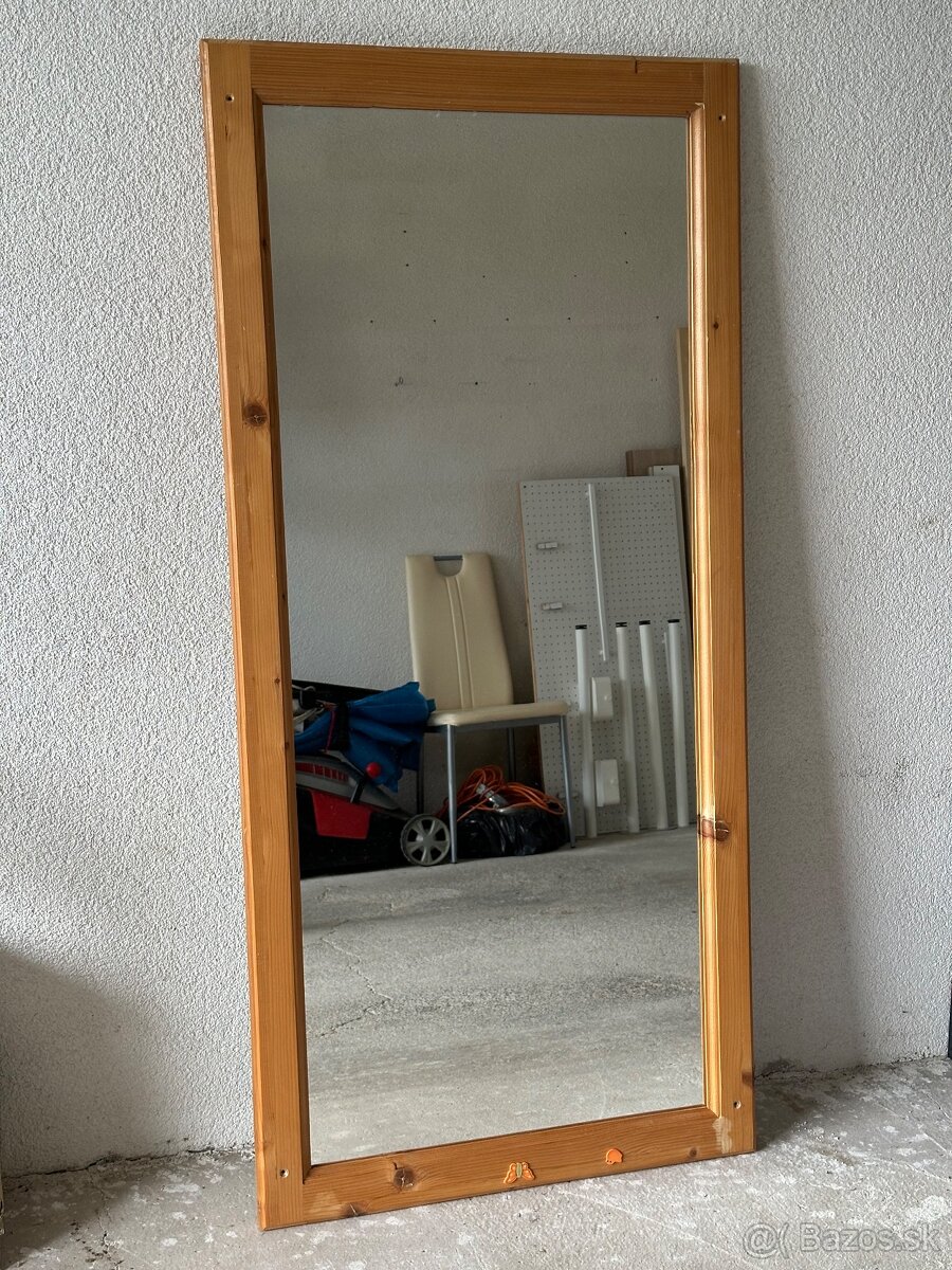 Predám zrkadlo na stenu